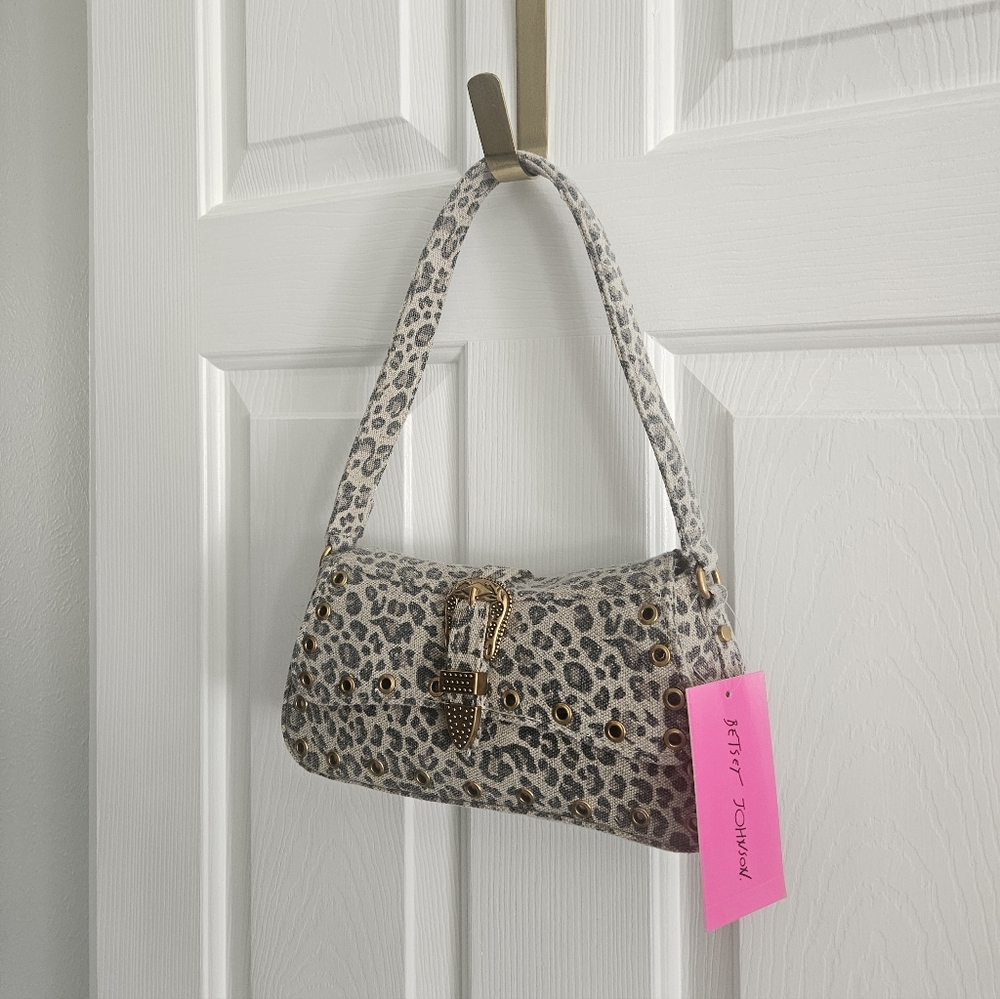 NWT Betsey Johnson XO- Isla Leopard Print Shoulder Bag - Picture 4 of 9